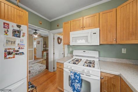 10 Reaville Court Parsippany-troy Hills NJ 07054