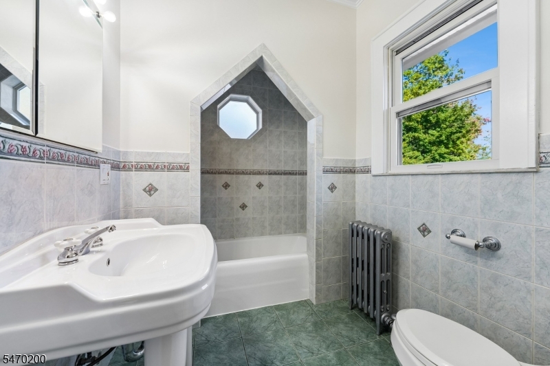829 Mountain Avenue Westfield NJ 07090
