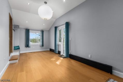 6 Lakeview Terrace Stanhope NJ 07874