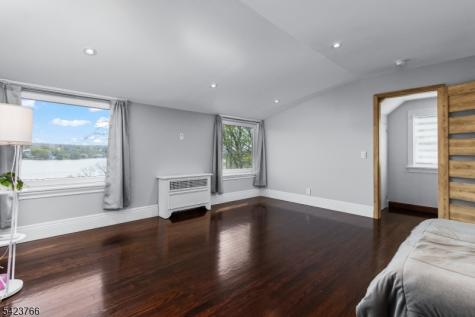 6 Lakeview Terrace Stanhope NJ 07874
