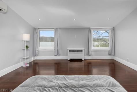 6 Lakeview Terrace Stanhope NJ 07874