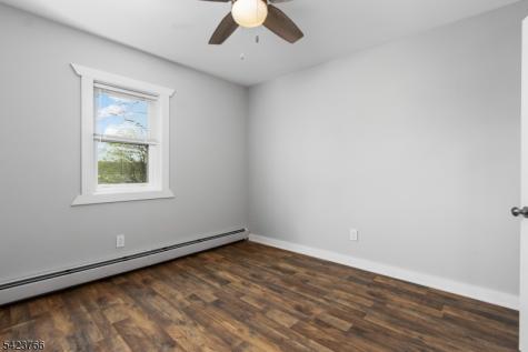 6 Lakeview Terrace Stanhope NJ 07874