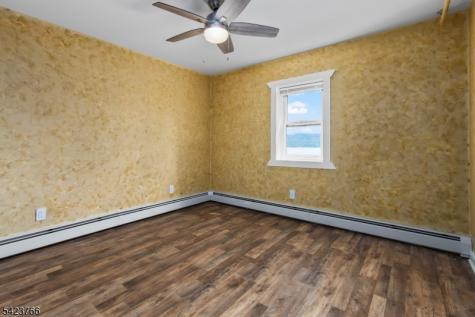 6 Lakeview Terrace Stanhope NJ 07874