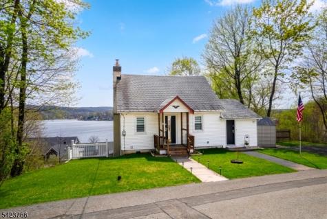 6 Lakeview Terrace Stanhope NJ 07874