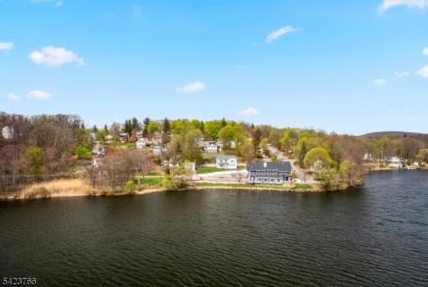 6 Lakeview Terrace Stanhope NJ 07874