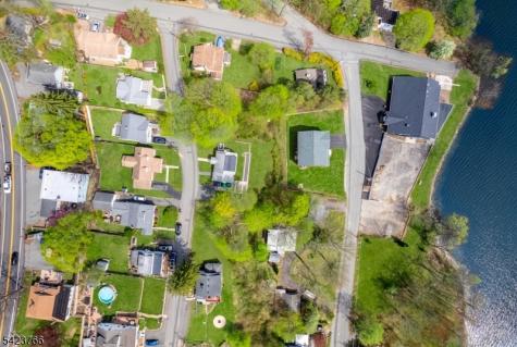 6 Lakeview Terrace Stanhope NJ 07874