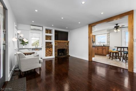 6 Lakeview Terrace Stanhope NJ 07874
