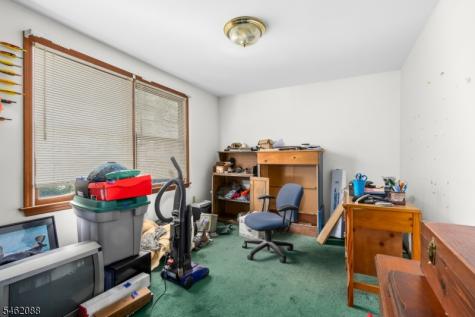 10 Pine Drive Liberty NJ 07823