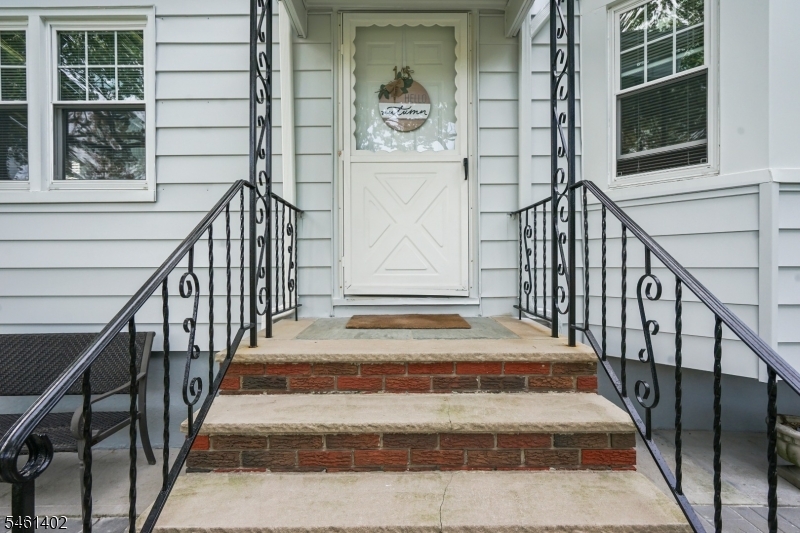 15 Oak Ridge Avenue Nutley NJ 07110
