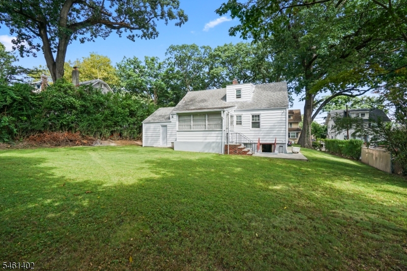 15 Oak Ridge Avenue Nutley NJ 07110
