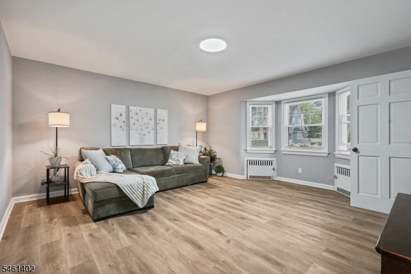 15 Oak Ridge Avenue Nutley NJ 07110