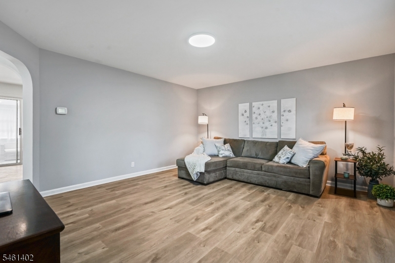 15 Oak Ridge Avenue Nutley NJ 07110