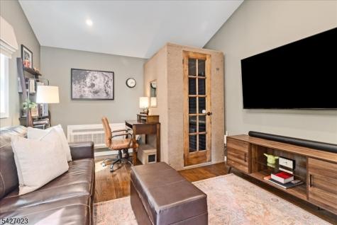 19 Willowmere Avenue Montclair NJ 07042