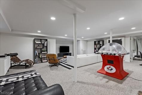 4 Marquette Road Montclair NJ 07043