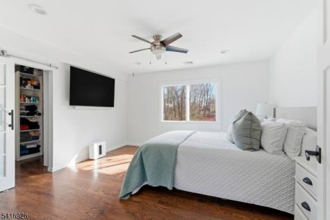 14 Cindy Lane Jefferson NJ 07438