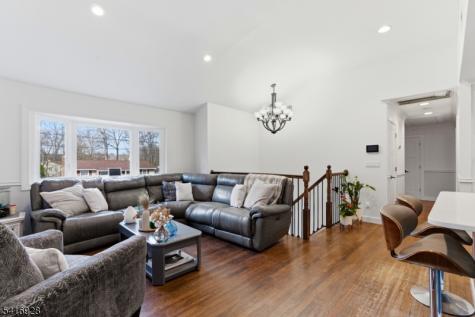 14 Cindy Lane Jefferson NJ 07438