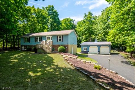 10 Plumer Road Frankford NJ 07860