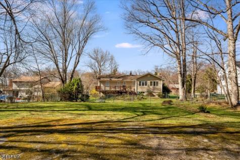 13 Hilldale Road Montville NJ 07058