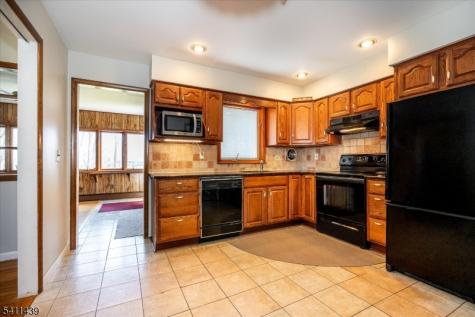 13 Hilldale Road Montville NJ 07058