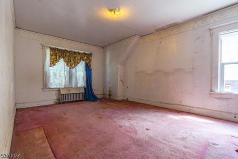 5 N 22nd Street East Orange NJ 07017