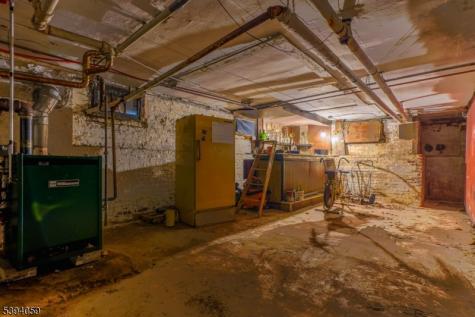 5 N 22nd Street East Orange NJ 07017