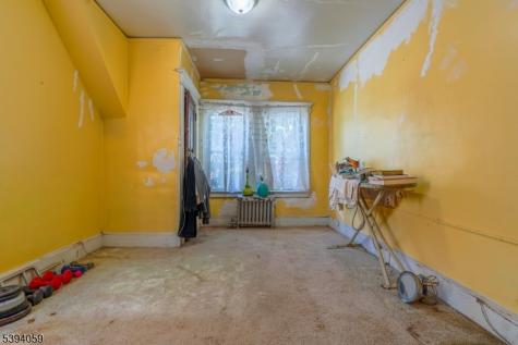 5 N 22nd Street East Orange NJ 07017