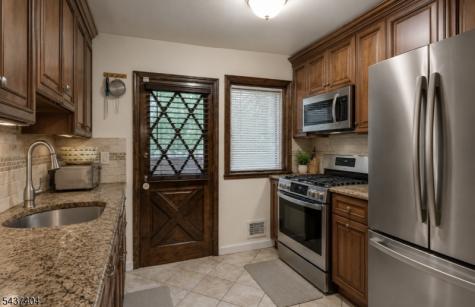 16 Highview Drive Woodland Park NJ 07424