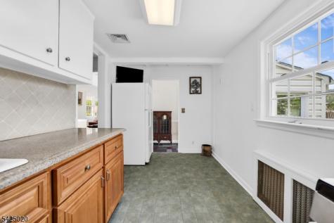 11 Meyer Place Pequannock NJ 07444