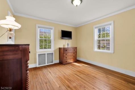11 Meyer Place Pequannock NJ 07444