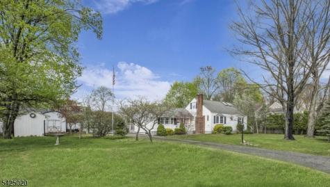 11 Meyer Place Pequannock NJ 07444