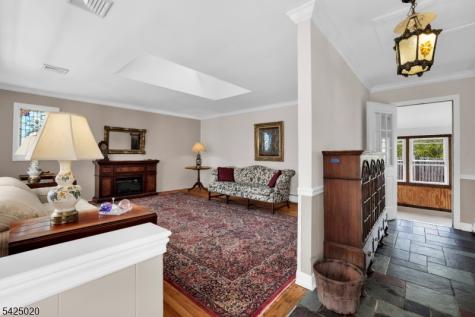 11 Meyer Place Pequannock NJ 07444
