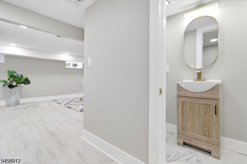 1135 Weber Street Union NJ 07083