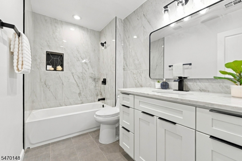 95 Redwood Road Springfield NJ 07081