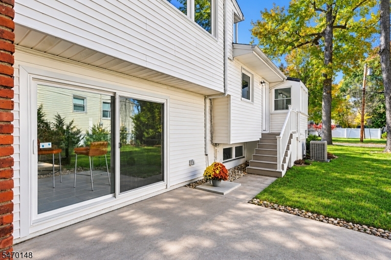 95 Redwood Road Springfield NJ 07081