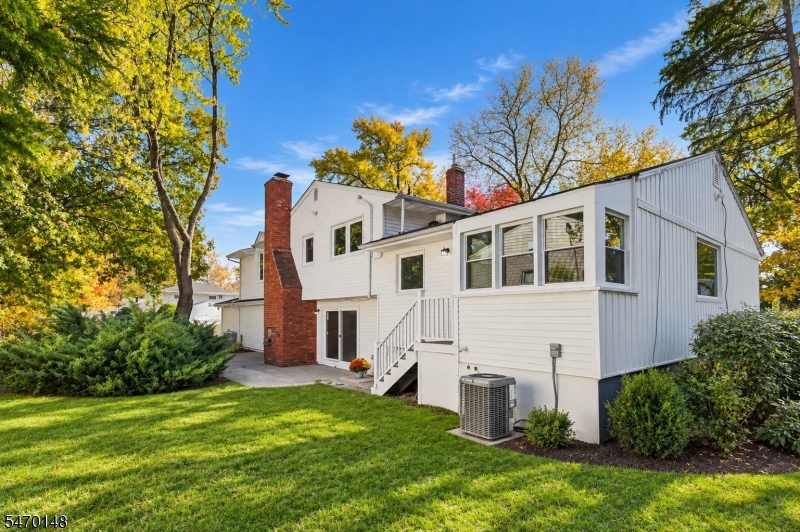 95 Redwood Road Springfield NJ 07081
