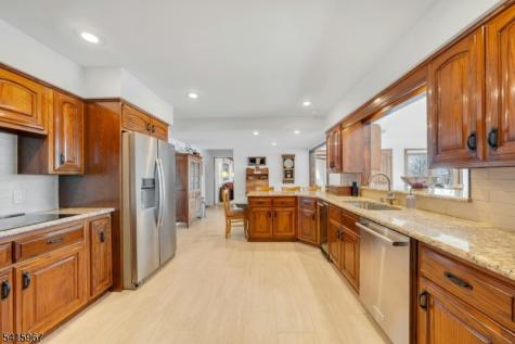 12 Laurel Hill Rockaway NJ 07435