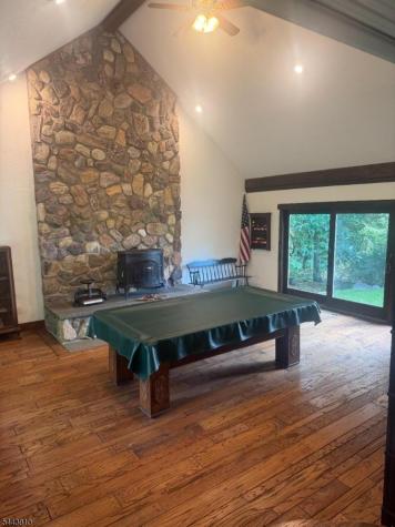 12 Laurel Hill Rockaway NJ 07435