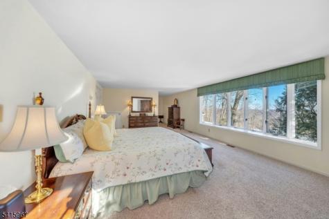 12 Laurel Hill Rockaway NJ 07435