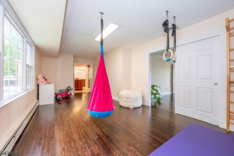 12 Rene Court Wayne NJ 07470