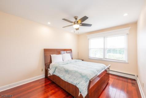 12 Rene Court Wayne NJ 07470