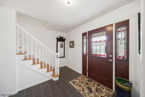 7 Candle Lane East Brunswick NJ 08816