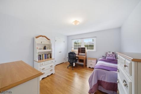 7 Candle Lane East Brunswick NJ 08816