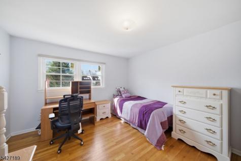 7 Candle Lane East Brunswick NJ 08816