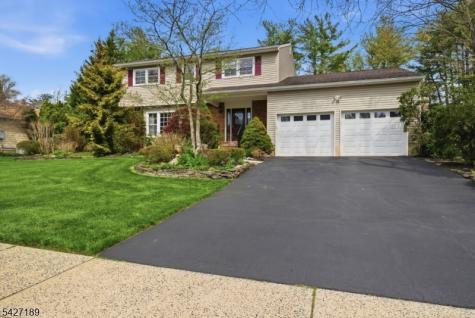 7 Candle Lane East Brunswick NJ 08816