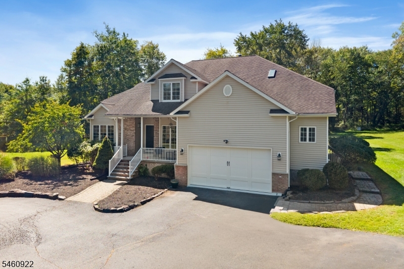 8 Rock Mill Run Montgomery NJ 08558