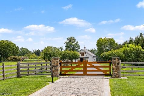 152 Harbourton Woodsville Hopewell NJ 08530