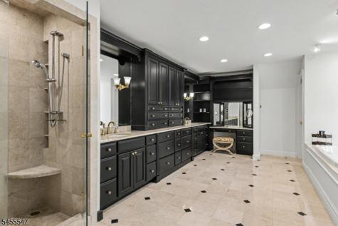152 Harbourton Woodsville Hopewell NJ 08530