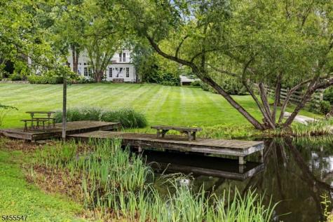 152 Harbourton Woodsville Hopewell NJ 08530