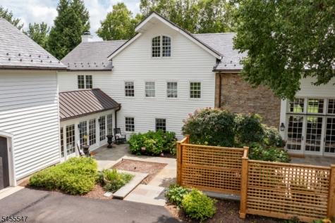 152 Harbourton Woodsville Hopewell NJ 08530