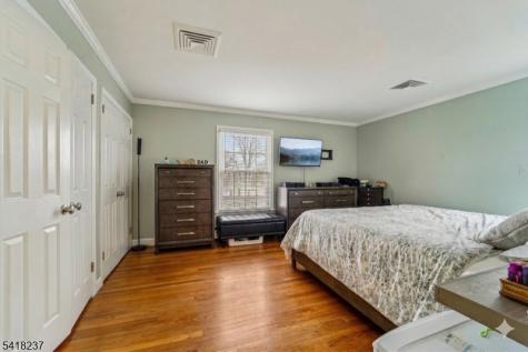 51 Catherine Street Bloomingdale NJ 07403